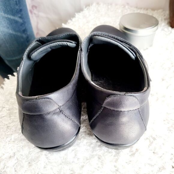 Propet like new super comfy clogs - Picture 6 of 9